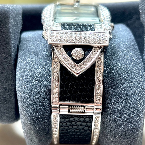 ❤️ NEW STUNNING VICTORIA WIECK WATCH - Picture 2 of 4